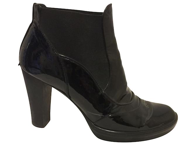 Tod's Aspen patent leather ankle boots Black  ref.504947