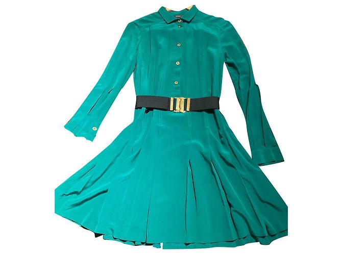 Vestido Gucci de seda verde esmeralda com cinto
