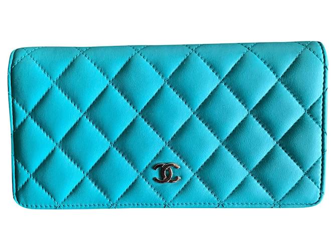 Chanel Timeless/Classique wallet Blue Leather  ref.506607
