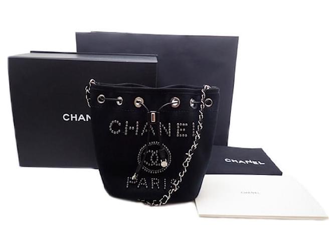 Used] Chanel Toville Studs Drawstring Bag Drawstring Chain Shoulder Small  Black Cloth ref.506746 - Joli Closet