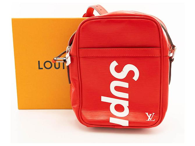 Louis Vuitton Danube Cuir Rouge  ref.507944