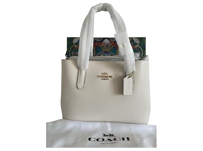 Coach Avenue Carryall White Leather ref.509324 Joli Closet