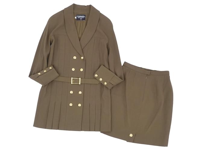 * [Usado] Vintage Chanel Suit Setup Coco Mark Button Ladies Jacket Falda Caqui (aceituna) tamaño 34 (S equivalente) Lana  ref.509538