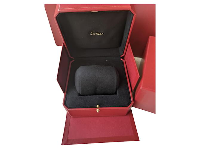 Auténtica bolsa de papel de caja forrada con brazalete y brazalete de Cartier Love Trinity JUC Roja  ref.510498