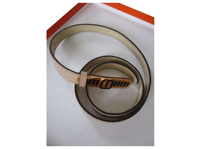 Christian Dior Thin beige leather belt, 75.