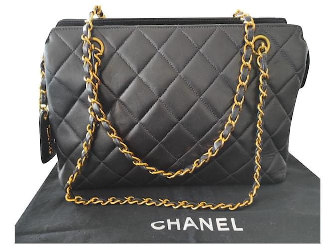 Chanel bolso vintage Azul oscuro Cuero  ref.512451