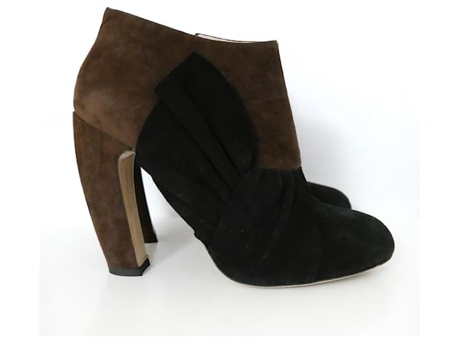 Miu Miu AW11 Frill Trim Curved Heel Ankle Boots Brown Suede  ref.513594