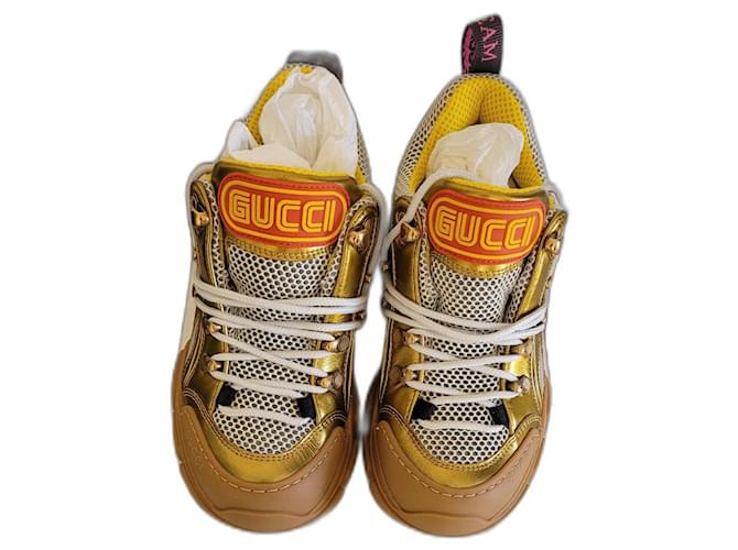 Gucci flashtrek sneakers Golden Leather  ref.514663