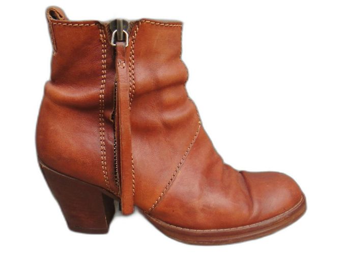 boots ACNE modèle Pistol p 36 Marron clair