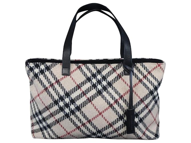 BURBERRY - Knit handbag Cloth  ref.514845