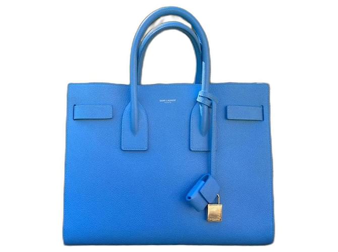 Borsa Yves Saint Laurent modello "Sac de Jour" in pelle celeste Blu chiaro  ref.516259