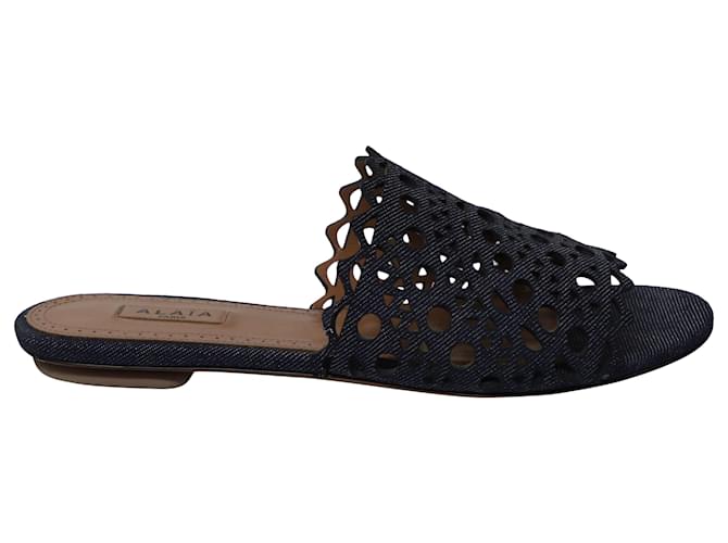 Sabot piatti traforati Alaïa in denim blu Cotone  ref.516912