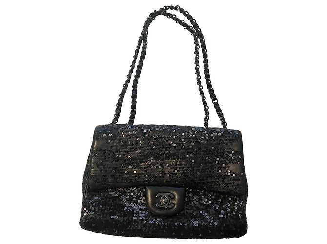 Classique Chanel Sacs à main Noir
