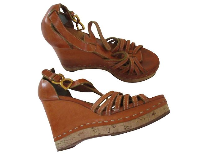 Chloé Camel leather wedge sandals, 37,5. Caramel