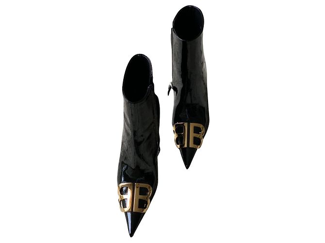 Botines Balenciaga BB de charol negro 35