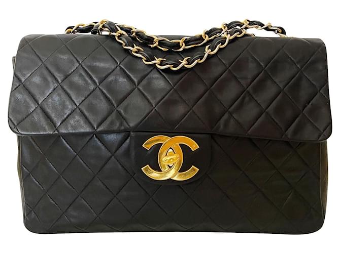 Timeless Classic Chanel Maxi jumbo single flap bag with CC Black Leather  ref.517425