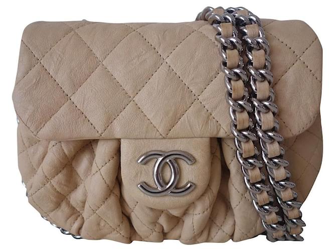 Chanel Chain around bag Beige Leather ref.517514 - Joli Closet