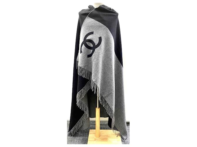 Decke aus Wolle und Kaschmir von Chanel Schwarz Grau  ref.518582