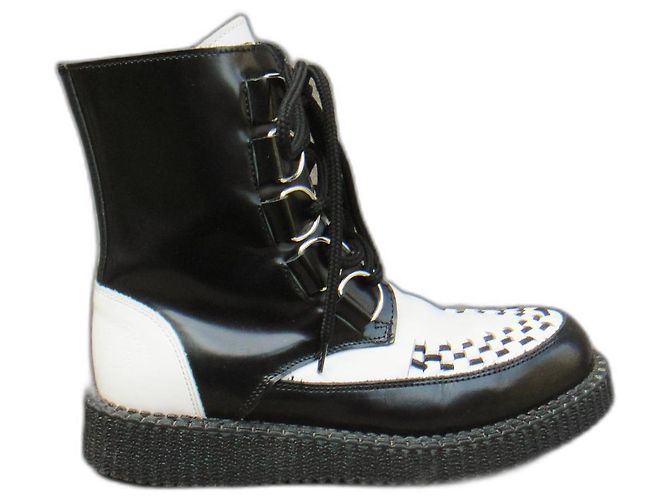 Autre Marque Nevermind Creeper Boots Leder Schwarz Weiß 37