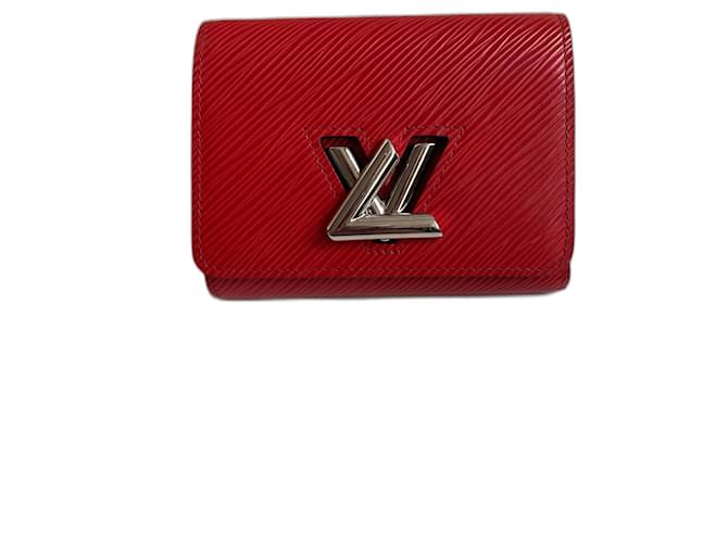 Louis Vuitton Billetera torcida Roja Cuero  ref.519549