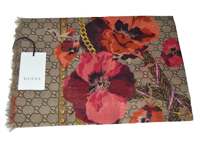 Gucci Stola gg Supreme neuer Blumendruck Mehrere Farben Mehrfarben Wolle  ref.521911