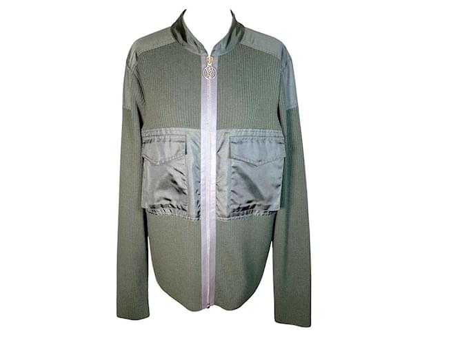 Louis Vuitton cardigan in green wool knit with leather trim ref.522541 -  Joli Closet