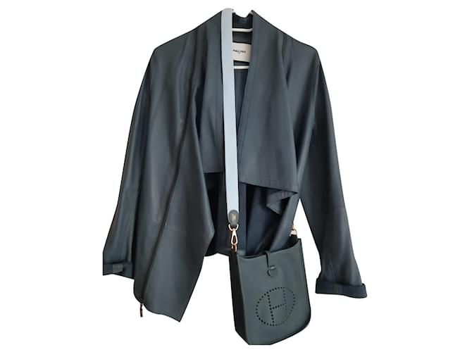 Hermès Evelyne 16 Blue Leather  ref.524402