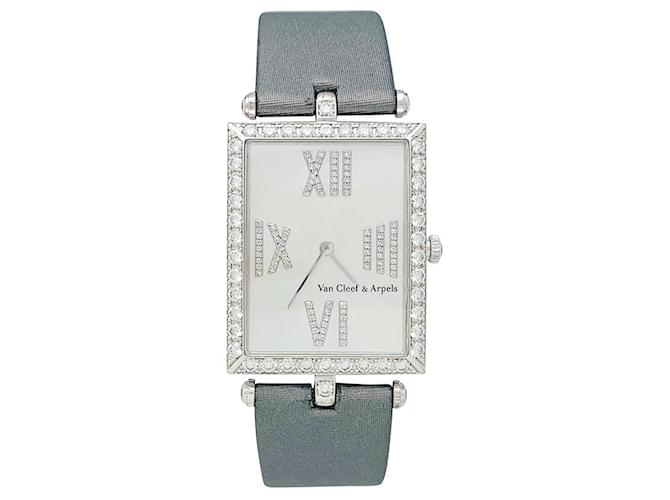 Autre Marque Relógio Van Cleef & Arpels, "Classic Arpels" em ouro branco, diamantes, madrepérola e cetim. Couro  ref.524602