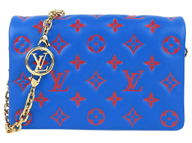 Louis Vuitton Blue Monogram Coussin Pochette Roja Azul Cuero Metal  ref.524945