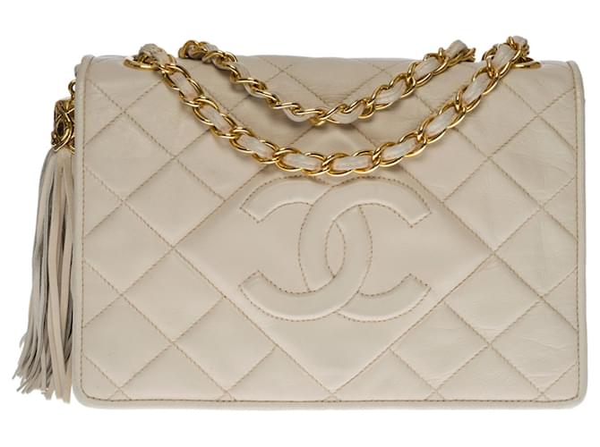 Very beautiful vintage Chanel Full Flap handbag in off-white quilted  lambskin, garniture en métal doré Eggshell Leather  - Joli Closet