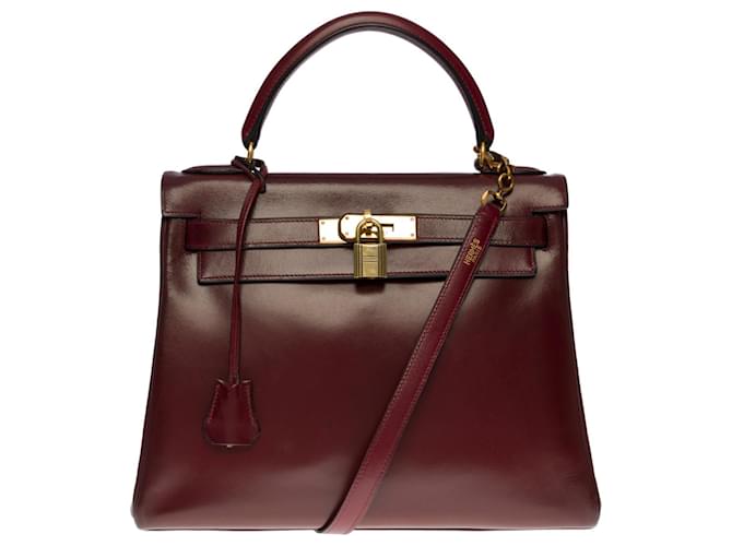 Hermès Splendida borsa Hermes Kelly 28 tracolla restituita in pelle box rossa H, finiture in metallo placcato oro Rosso  ref.525612