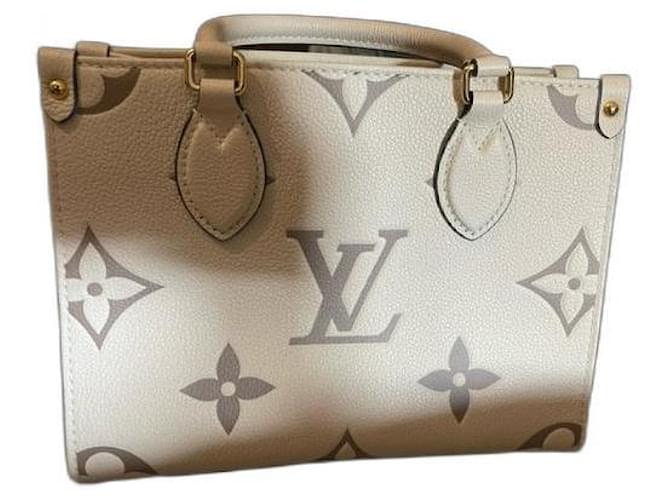 Louis Vuitton PM onthego Eggshell Leather  ref.525952