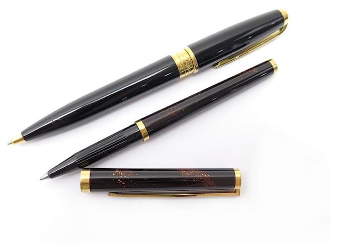 Lot of 2 ST DUPONT BALLPOINT PENS BLACK CHINESE LACQUER AND GOLD BLACK PEN SET  ref.526030