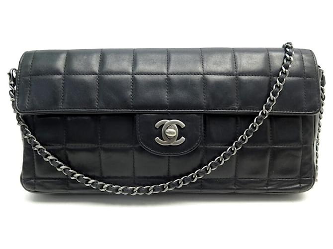CHANEL EAST WEST CHOCOLATE BAR QUILTED BLACK LEATHER HAND BAG  ref.526055