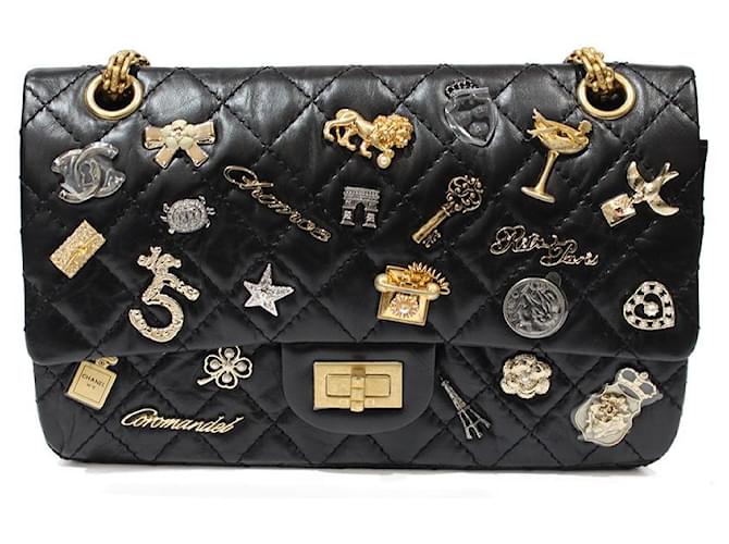Chanel Handtaschen Schwarz Gold hardware Leder  ref.526484