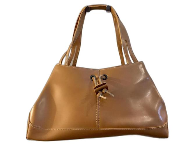 Tod's tan handbag with studs Brown Leather  ref.526921