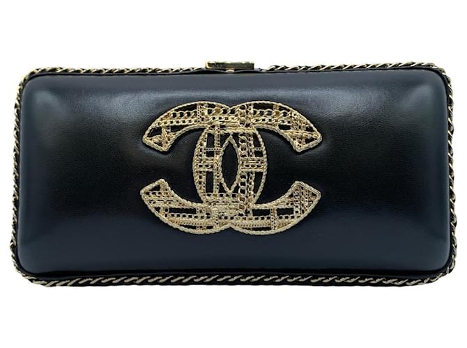 Chanel Clutch-Taschen Schwarz Leder  ref.526922