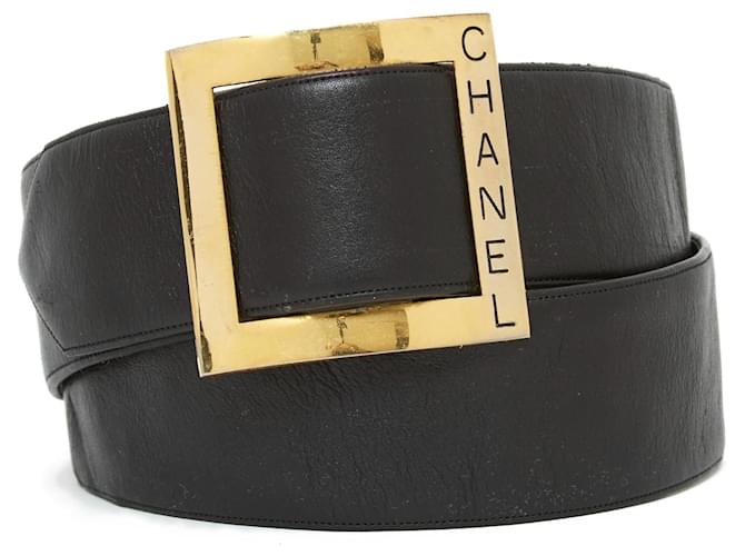 Chanel BLACK LEATHER T75 Adjustable  ref.527057