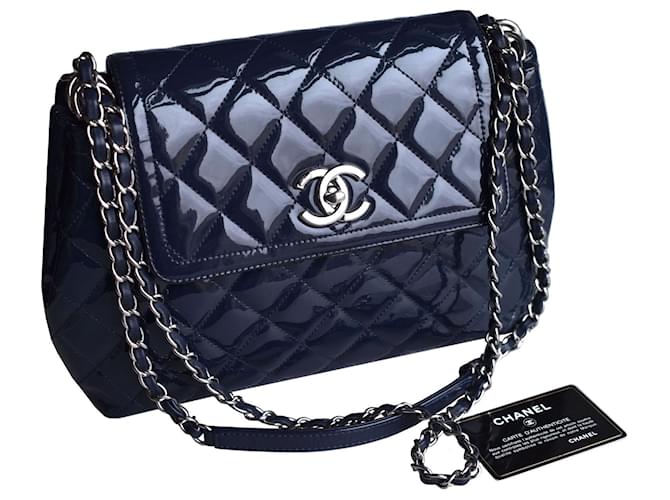 Chanel Flap Bag Azul Azul marino Azul oscuro Cuero Charol  ref.528194
