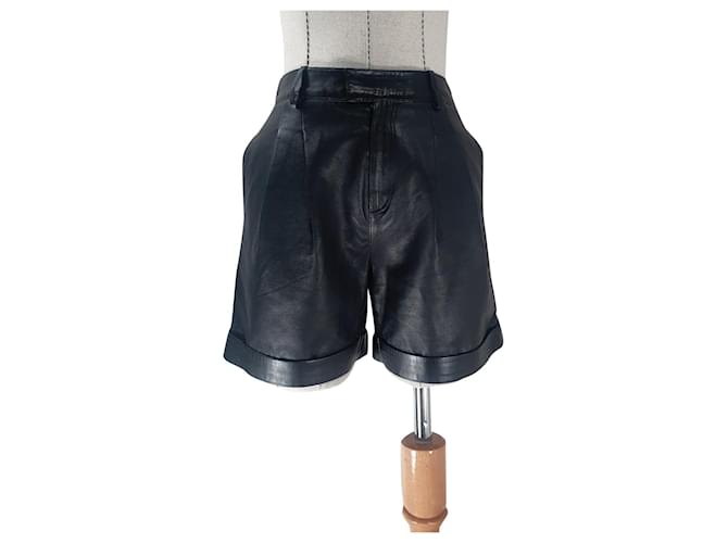 Karl Lagerfeld Shorts Black Leather  ref.528218