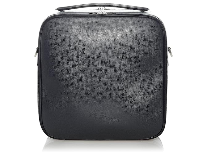 Louis Vuitton Black Taiga Alex Messenger BB Leather  ref.528357