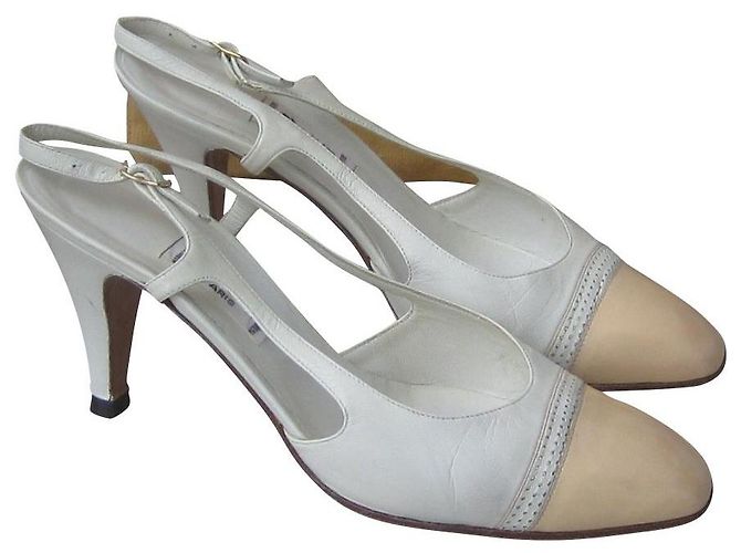 Sandali Céline in pelle a punta chiusa bianchi Bianco