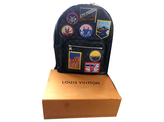 Sac à dos Louis Vuitton DR 3188 en fourrure Multicolore