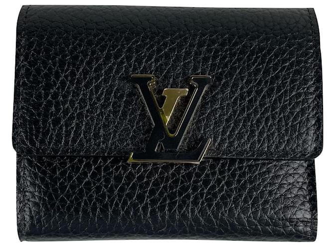 Louis Vuitton Capucines XS Wallet Black Leather ref.529945 - Joli