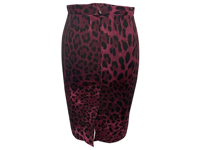 Dolce & Gabbana Leopard Print Pencil Skirt in Red Silk  ref.530204