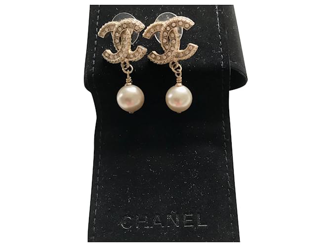 Chanel CC Gold hardware Metal Pearl  ref.530483