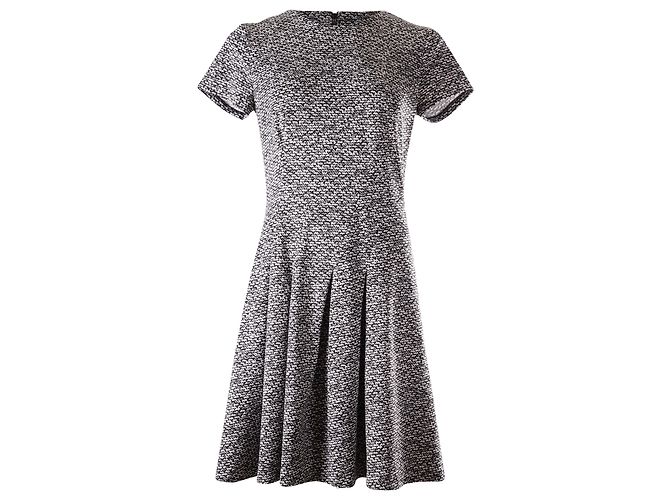 Michael Kors Strickkleid aus schwarzer und weißer Viskose