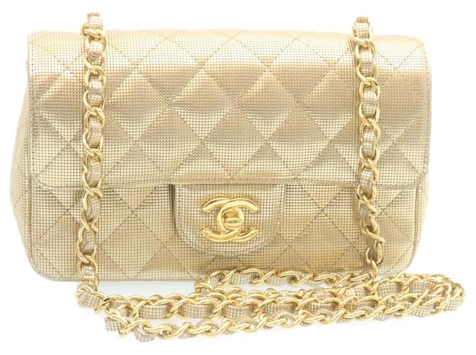 CHANEL Matelasse Chain Flap Shoulder Bag Leather Gold CC Auth 28907 Golden  ref.531042