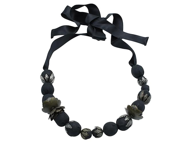 Marni Collier de perles noires avec des feuilles en laiton  ref.535537