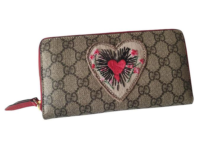 Gucci Wallet Red Cloth
